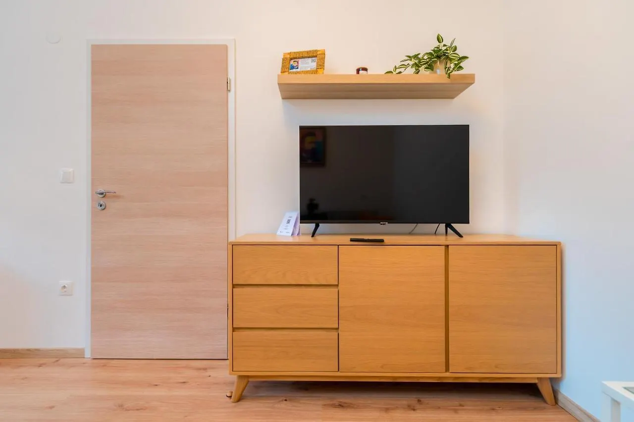 Bright Urban Retreat - Central Sofia 1 Bd Apartment By Flat Mаnager